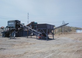 日產2000噸石粉洗砂機工作現(xiàn)場